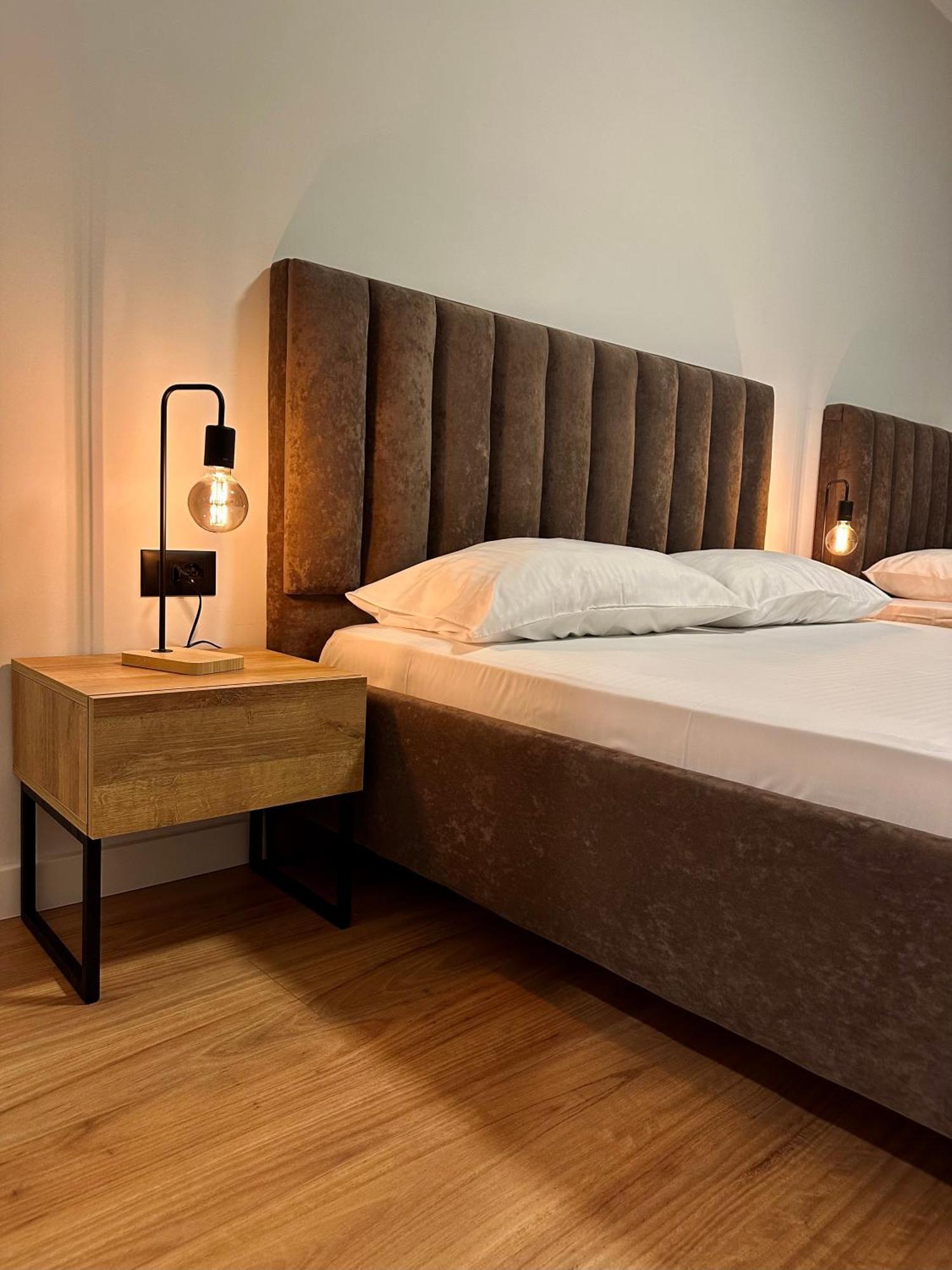 Lidia Apartments Sarandë Eksteriør billede